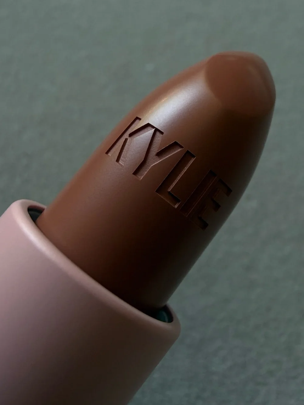Kylie Cosmetics Crème Lipstick 613 Nude Taupe Brown Satin Finish Women